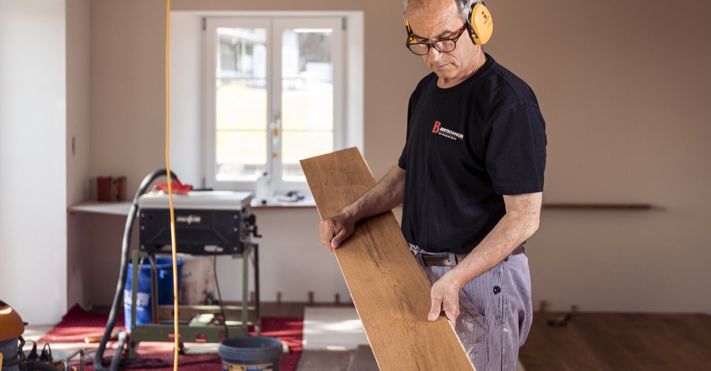 Bertschinger_Offene_Stellen_Header